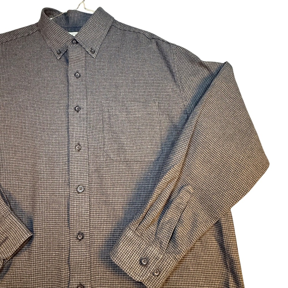 Vintage L.L. Bean Traditional Fit Black Gray Plaid Button Down Men L 100% Cotton